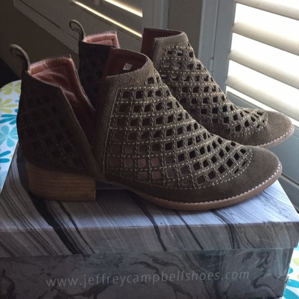 Jeffrey Campbell Taggart boot - OLIVE